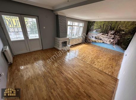 Parla Emlak'tan Ertuğrulgazi Mah. 3+1/4.kat/120m2