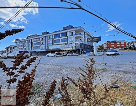 Beylikdüzü Kavaklı'da Fırsat 2+1 Ara Kat Daire !!