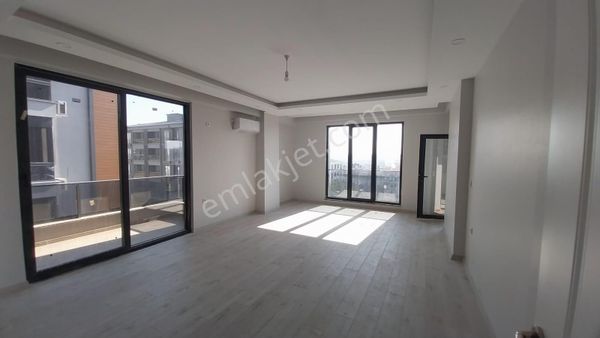 Ekşioğlu 'dan Tekirdağ Süleymanpaşa Atatürk Mahallesinde Satılık Daire 3+1