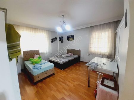 Gazikent'e Satlık 3+1 Giriş Kat