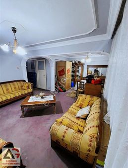 Satılık 3+1 Cadde Üstü Ara Kat Daire