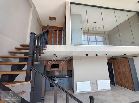 Güven Emlak'tan Yüzüncü Yıl Parkı Karşısı Kiralık Lüks Ofis