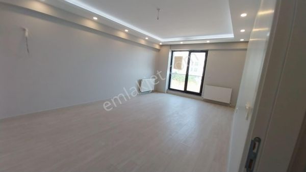 Ekşioğlu 'dan Tekirdağ Süleymanpaşa Atatürk Mahallesi Satılık Daire 2+1