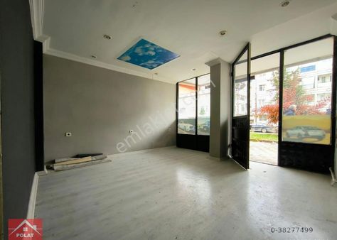 Etimesgut Merkezde Cad. Üzeri Yapılı Dükkan