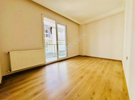 Er Yapı Emlak Ofisinden 2+1 D.gazlı Hasanağa Bahçesi Yanı