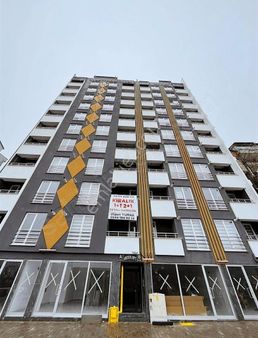 Giresun Aksu Emlaktan Aksu Mahallesinde Kraclı Satılık 1+1 Daire