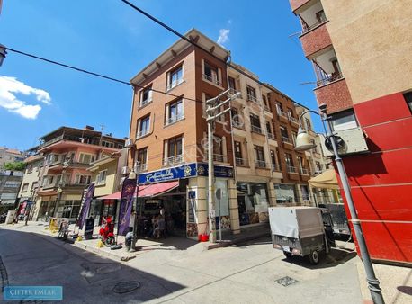 Ali Çifter' Den Sakarya Caddesi Yanı Kiralık 1+1 Kombili Daire