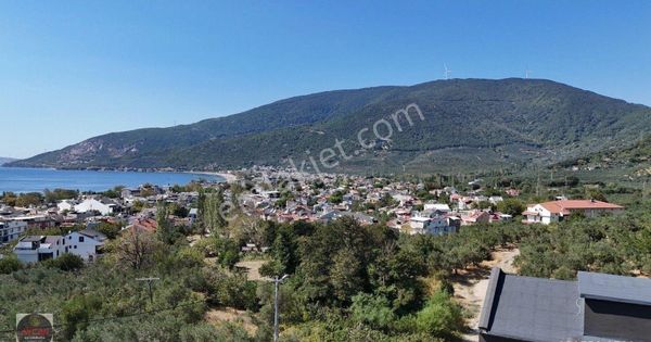 Aycan Gayrimenkulden Erdek Ocaklarda Müstakil Tripleks Villa