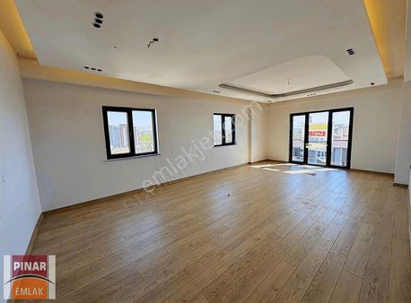Pınar Emlak'tan Hatuniye Mah'de Satılık 4+1 Lüx Site İçi
