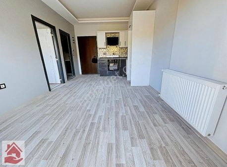 Gültepede Ana Cadde Üzeri 1+1 Boş Ankastreli Kiralık İskânlı Dai