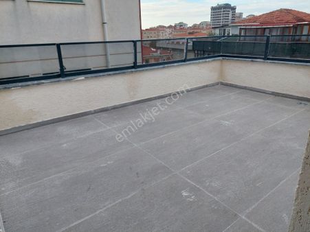 Kelepir Altayçeşmede Yeni Binda 220m2 Dublek Daire