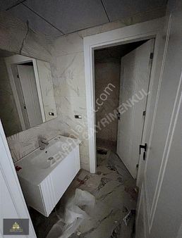 Zenith Den Ahmet Yesevi Caddesinde Satılık Daire