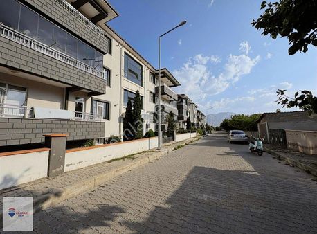 Remax Dem'den Fatih Mahallesinde Geniş Ara Kat 3+1 Kiralık Daire