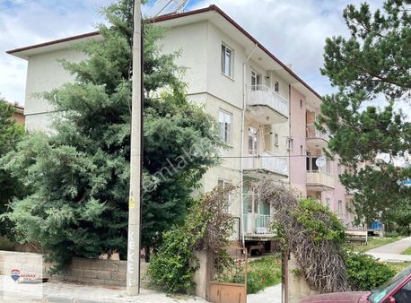 Remax Dem'den Ergenekon Mahallesinde İçi Yapılı 2+1 Geniş Daire
