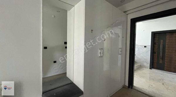 Remaxdem'den Ergenekon Mahallesinde 4+1 Lüks Satılık Daire