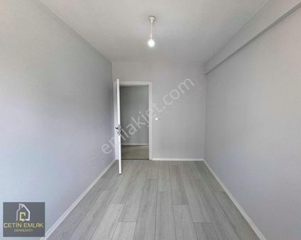 Çetin'den Ebeveyn Banyolu Giyinme Odalı Havuzlu Lüx 4+1 Arakat