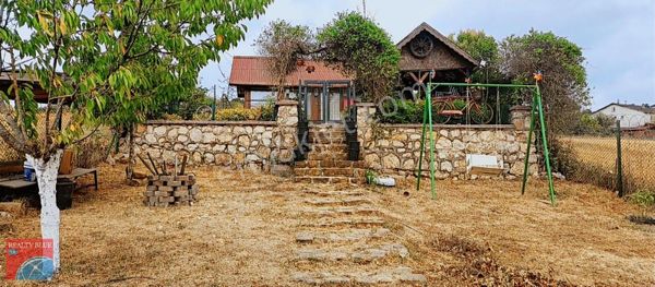 Körfez Alihocalar Şehirden Uzak Köye Yakın Satılık Müstakil Ev