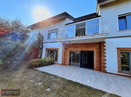 Demirciköy Bizimtepe Villalarında 5+2 Bakımlı Fırsat Villa