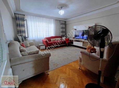 Cemal Emlak Bursa Yildirim Fsm Cad. Davutkadı 3 Ara Kat Bakımlı