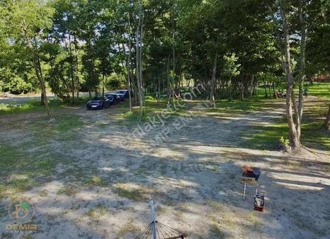 Sapanca Kurtköy'de Yatırımlık Göle Sıfır 9000m2 Satılık Tarla