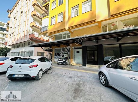 Hastane Caddesinde Devren Soğuk Hava Deposu