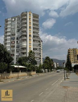 Kozan Gayrimenkulden Işıklı Yol Site İçinde 3+1 Kombili Daire