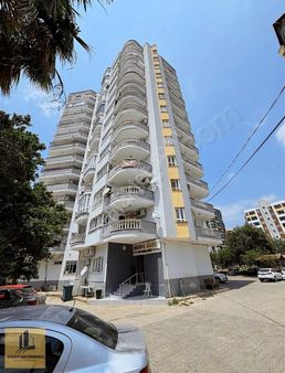 Işıklı Yolda Site İçerisinde Kombili Kiralık 3+1 Daire