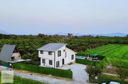 Tuana Gayrimenkul'den Toparlar'da 4+1 Tam Müstakil Villa