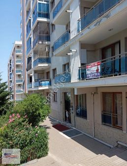 Çiğli İleri Konutlarında 3+1 Geniş 1. Kat Satılık Daire