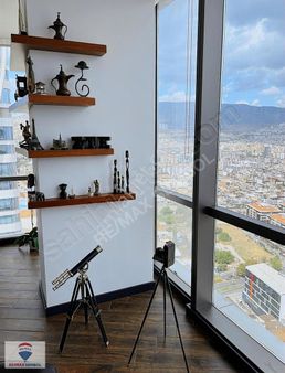 Bayraklı Folkart Towers Yüksek Katta Lüks Ofis Eşyalı Ofis