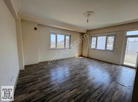 Geniş 3+1 Boş Kiralık Daire