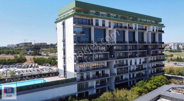 Dialog Yıldız / Balat Mh. Endülüs Park Satılık Dubleks Dükkan