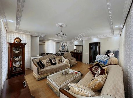 Teomanpaşa Mah. Katta Tek Daire 2+1 Çok Geniş Masrafsız Daire