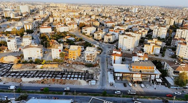 Yatırım Fırsatı Katta Havuz Cephe 2+1 Ayrı Mutfak 2 Aya Teslim