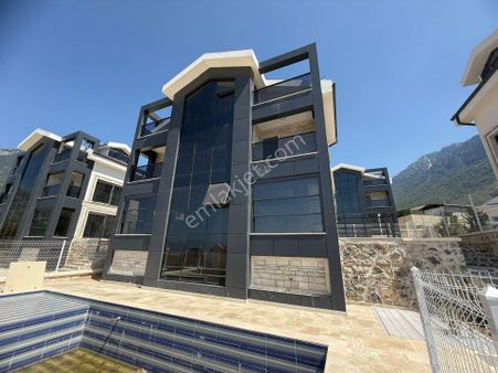 Goldhouse Dan Satılık Villa Doğa Manzaralı 4+1 Fırsat