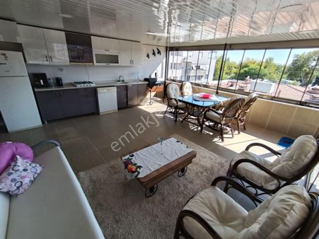 Altınkum Merkezde Kordona 100 Adım Çift Mutfaklı İçi Yapılı 4+1 Dublex