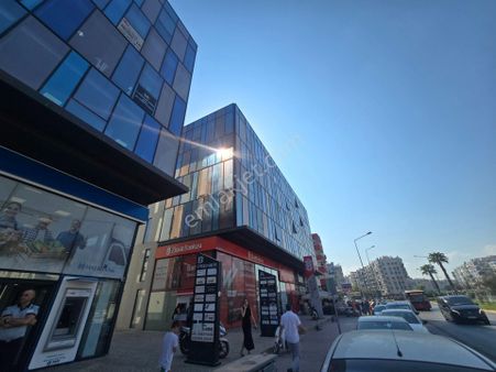 Meydanda İş Merkezi İçerisinde Devren Kiralık Diş Kliniği