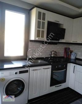 Seferihisar Atatürk Mahallaesinde 1+1 Eşyalı Satılık Daire