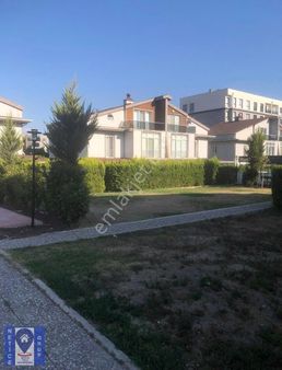 Kayapa 30 Ağustos 'ta 4+1 İkiz Barış Vilları Satılıktır