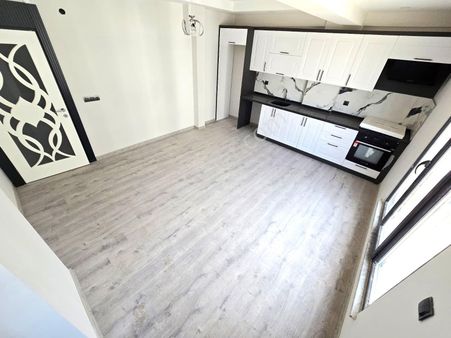 ꧁ Jet Emlak'tan ꧂ Altınkumda Cam Balkonlu Ön Cephe Sıfır 1+1