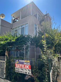 Didim Merkezde Müstakil Ev