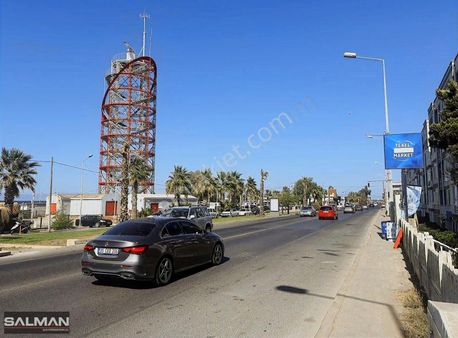 Salman'dan Güzelbahçe Plaj Karşısı Blv Üzeri Kiralık Ofis Dükkan