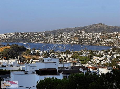 Gündoğan Merkeze Yakın Site İçerisinde Satılık Villa