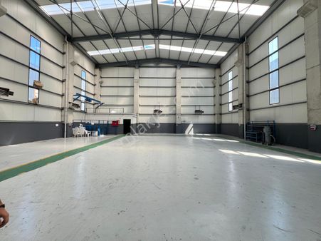 Dilovası Kobi Osb'de 1650 M2+150 Kwa+epoksin Zeminli Kiralık Fabrika