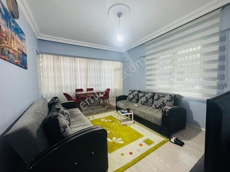 Satılık Çok Geniş Tramvayın Yanı Başında 3+1 Doğalgazlı