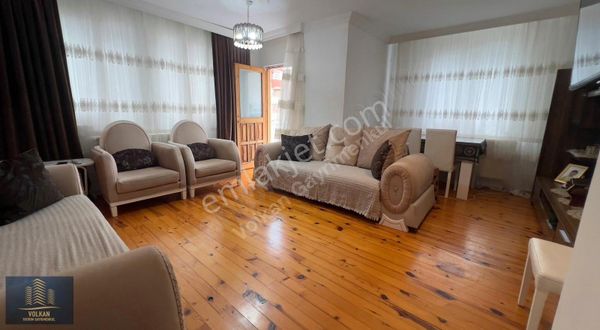 Söğütlü'de Merkezi Konumda Ara Kat Önü Kapanmaz Satılık Daire