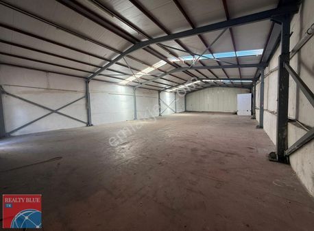 Uğur Demirhas'dan 400 M2 İş Yeri