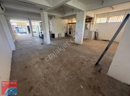 Ataşehir 200 M2 Kullanışlı İş Yeri