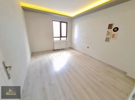 Engin Emlaktan Çift Banyolu Yapılı Fırsat Dairesi!!