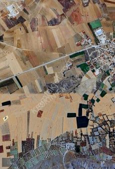 Yeşilova Çuvallıda Köye Çok Yakın Salda Gölüne 5 Dakika Mesafede